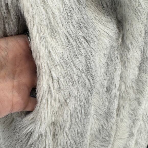 Vintage Rose Cloak & Suit Co Gray Ivory Vegan Faux Fur Coat Made in USA - Picture 6 of 8